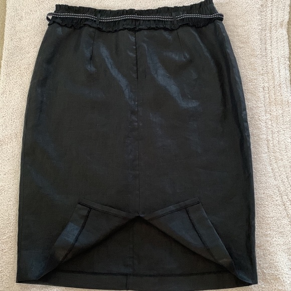 Vex Collection Skirt - Picture 4 of 10